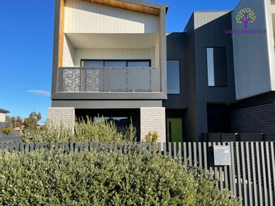 2 Broadside Walk, Point Cook