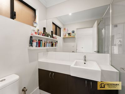 4 / 4 Burnley Way, Butler