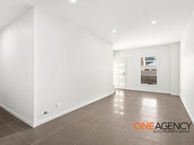 2 / 19 Station Road, Albion Park Rail