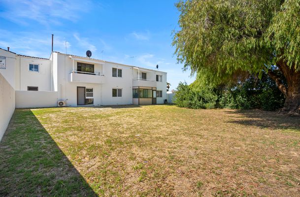 2 / 15 Corvus Place, Rockingham