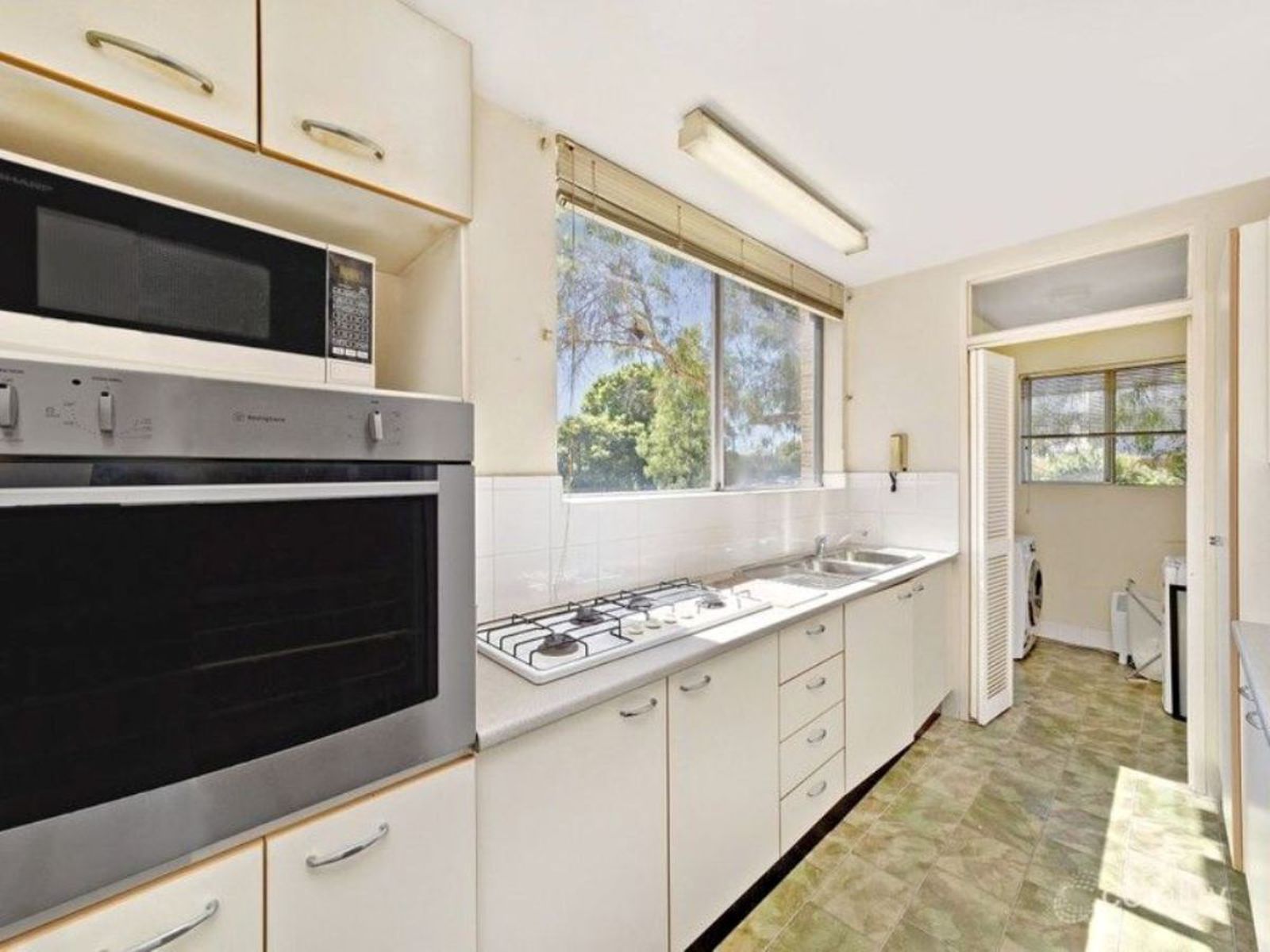 5 / 13 Bortfield Drive, Chiswick