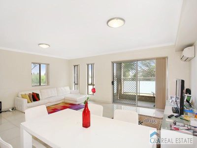 55 Cross St, Guildford