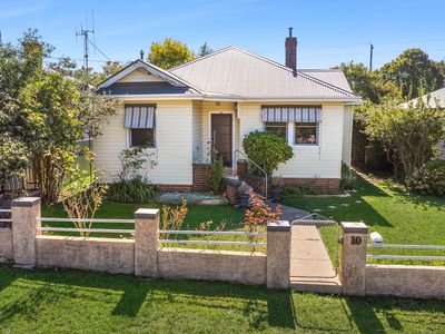 10 Wade Street, Crookwell