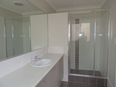 22 Geographe Bay Pass, Secret Harbour