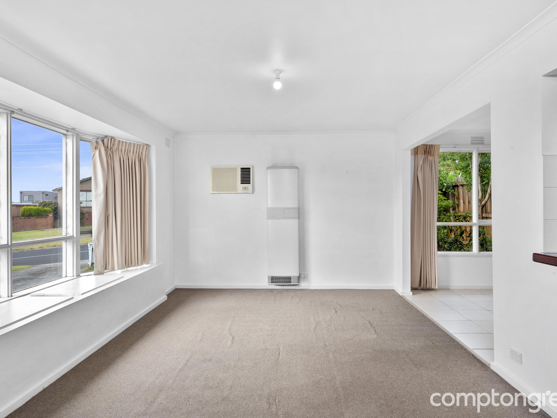 36 Braund Av, Bell Post Hill