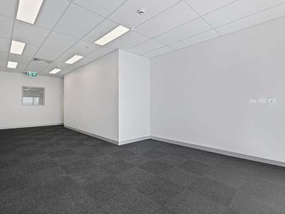 12 / 2 Money Close, Rouse Hill