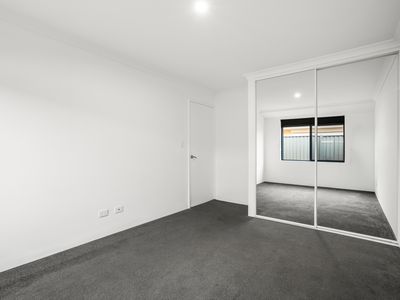 25 Wallarah Cct, Baldivis