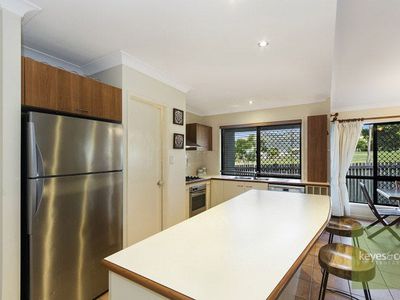 90 Riverbend Drive, Douglas