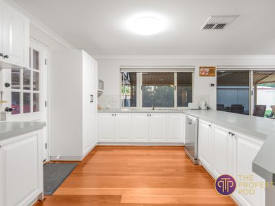 55 Sugarwood Drive, Thornlie