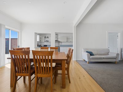 379 Evandale Road, Western Junction