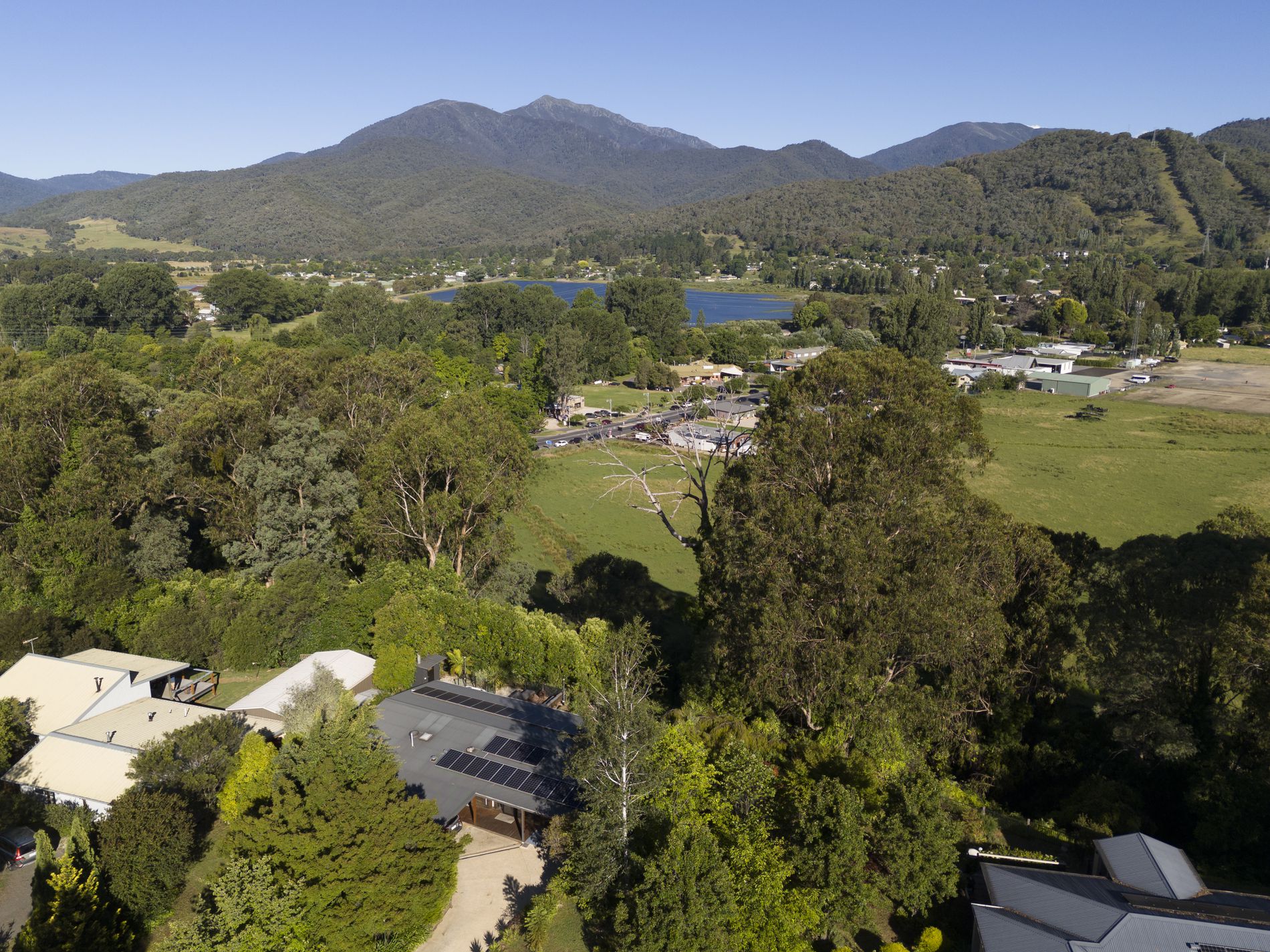 9 Braeside Court, Tawonga South