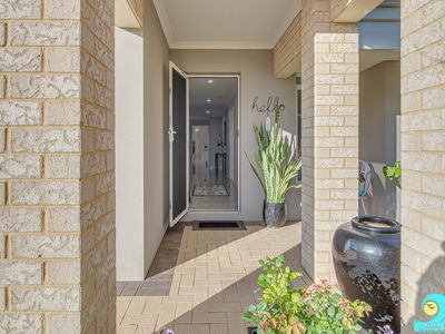 9 Topmast Brace, Alkimos