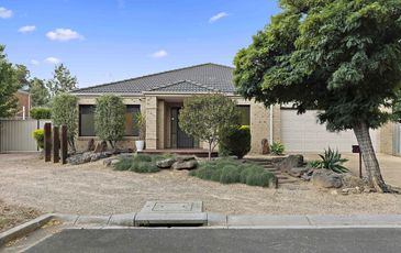 5 Colac Place, Caroline Springs