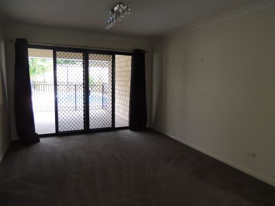 12 Schifcofske Drive, Moranbah