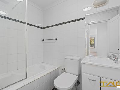 5 / 178-182 Bridge Road, Westmead