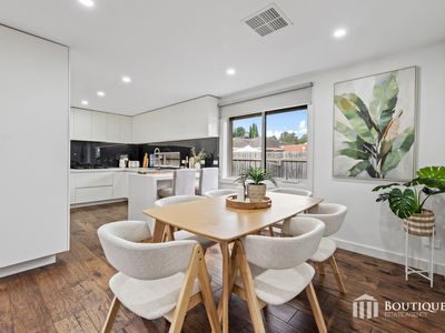 33 Amalfi Drive, Endeavour Hills