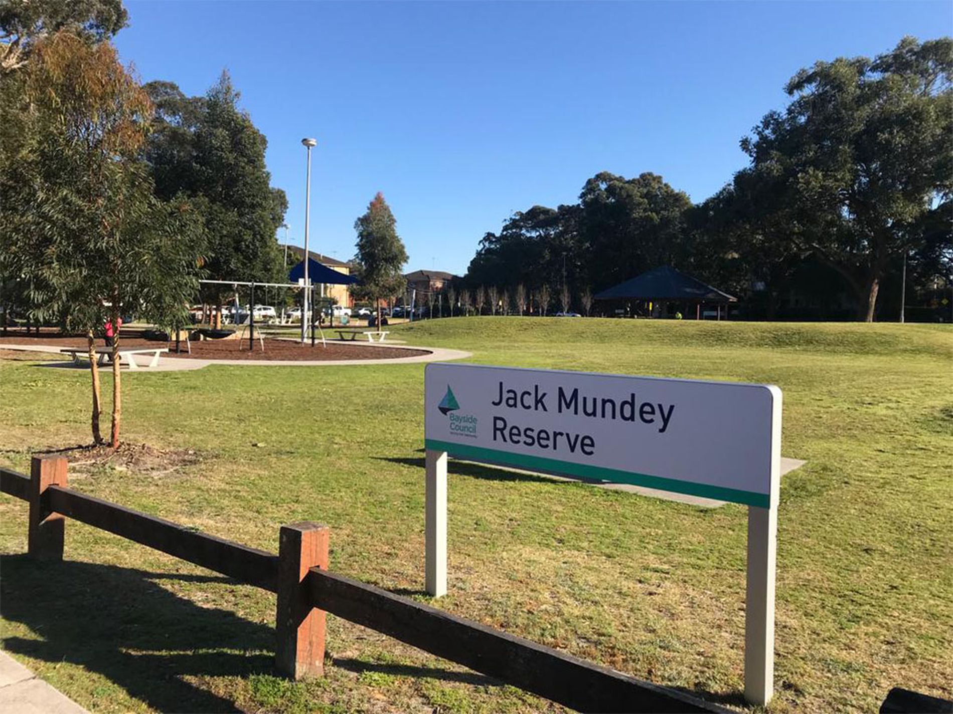 1 / 30 Barber Avenue, Eastlakes