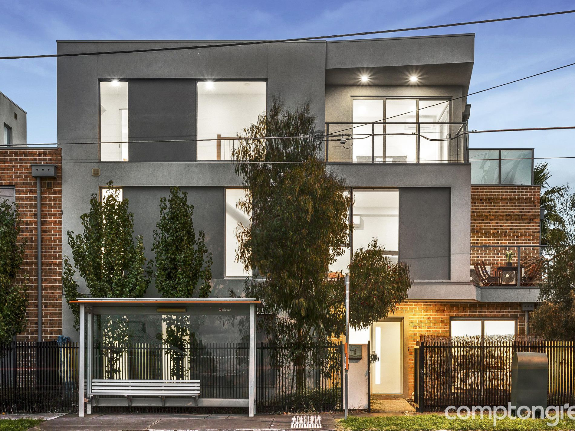 3 / 240 Hyde Street, Yarraville