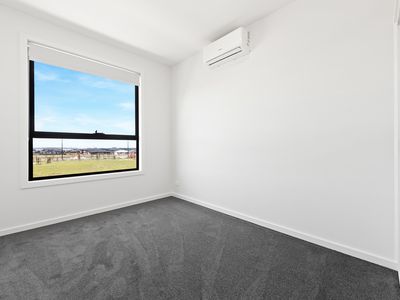 12 Angelina Tce, Truganina