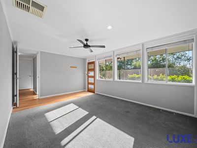 3 Longworth Place, Holt