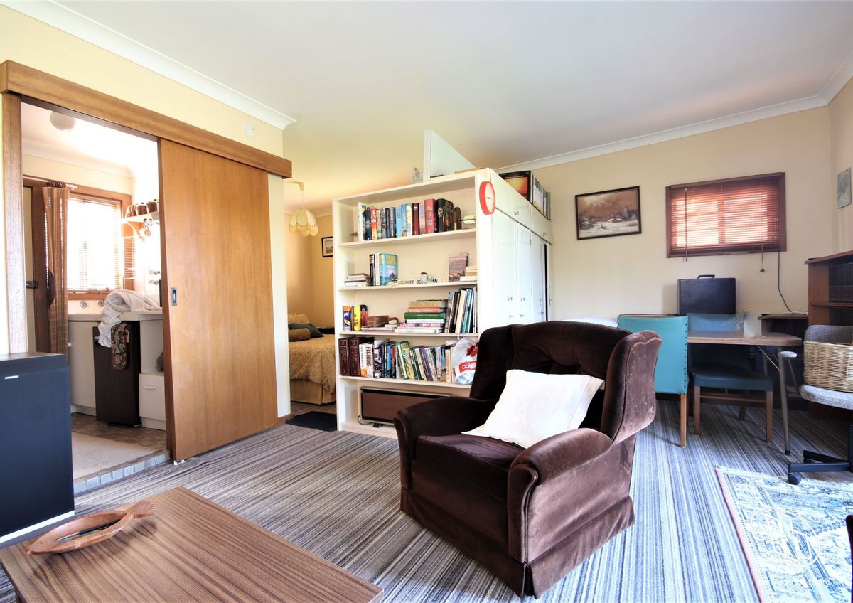 53 Montague Avenue, Kianga