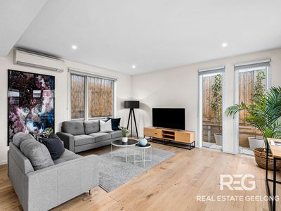 35 SEAVIEW PARADE, Belmont