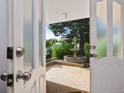 6 Atwick Place, Coogee