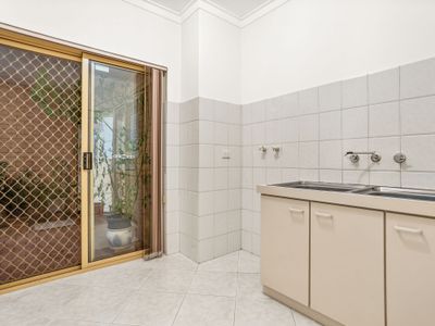 8 Rossiter Way, Winthrop
