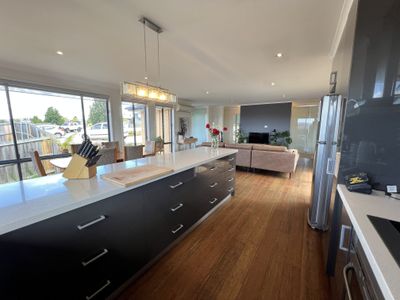 6 Chester Court, Chigwell