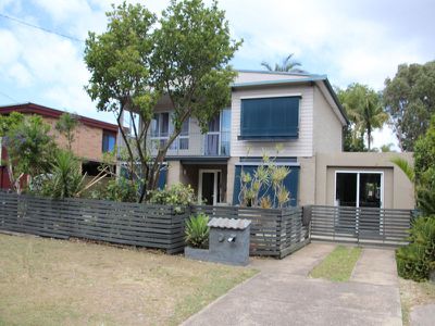 65 The Lakes Way, Forster