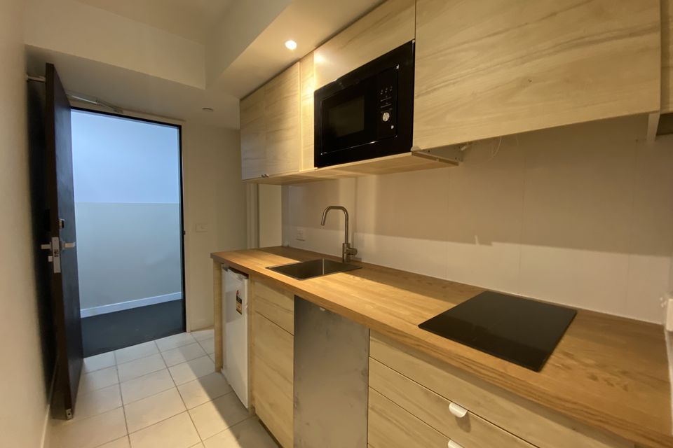 922 / 572 St Kilda Road, Melbourne