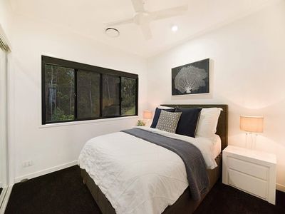 33 Kingfisher Crescent, Palmview
