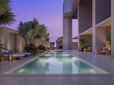 Luxury Living Opposite Hyde Park