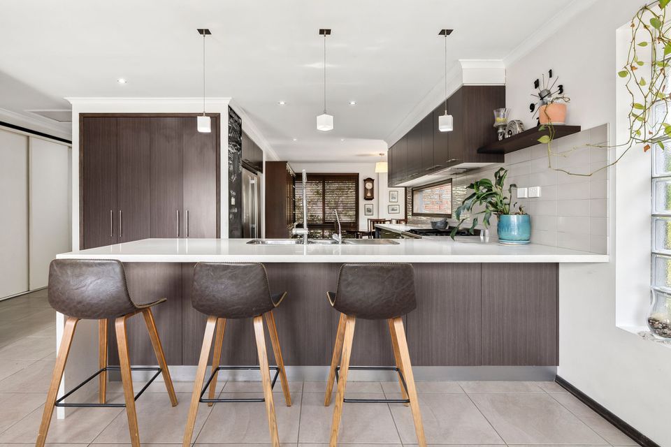 17-19 St Elmo Crescent, Highton