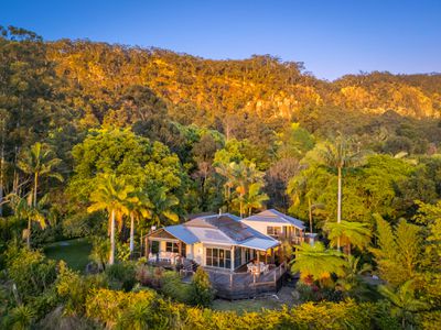 189 Coopers Lane West, Main Arm
