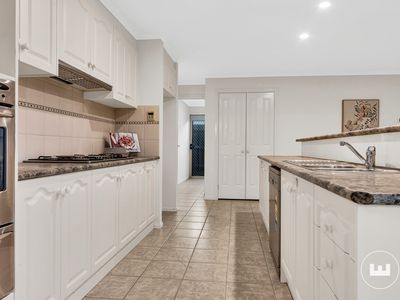 22 Bancroft Avenue, Narre Warren South