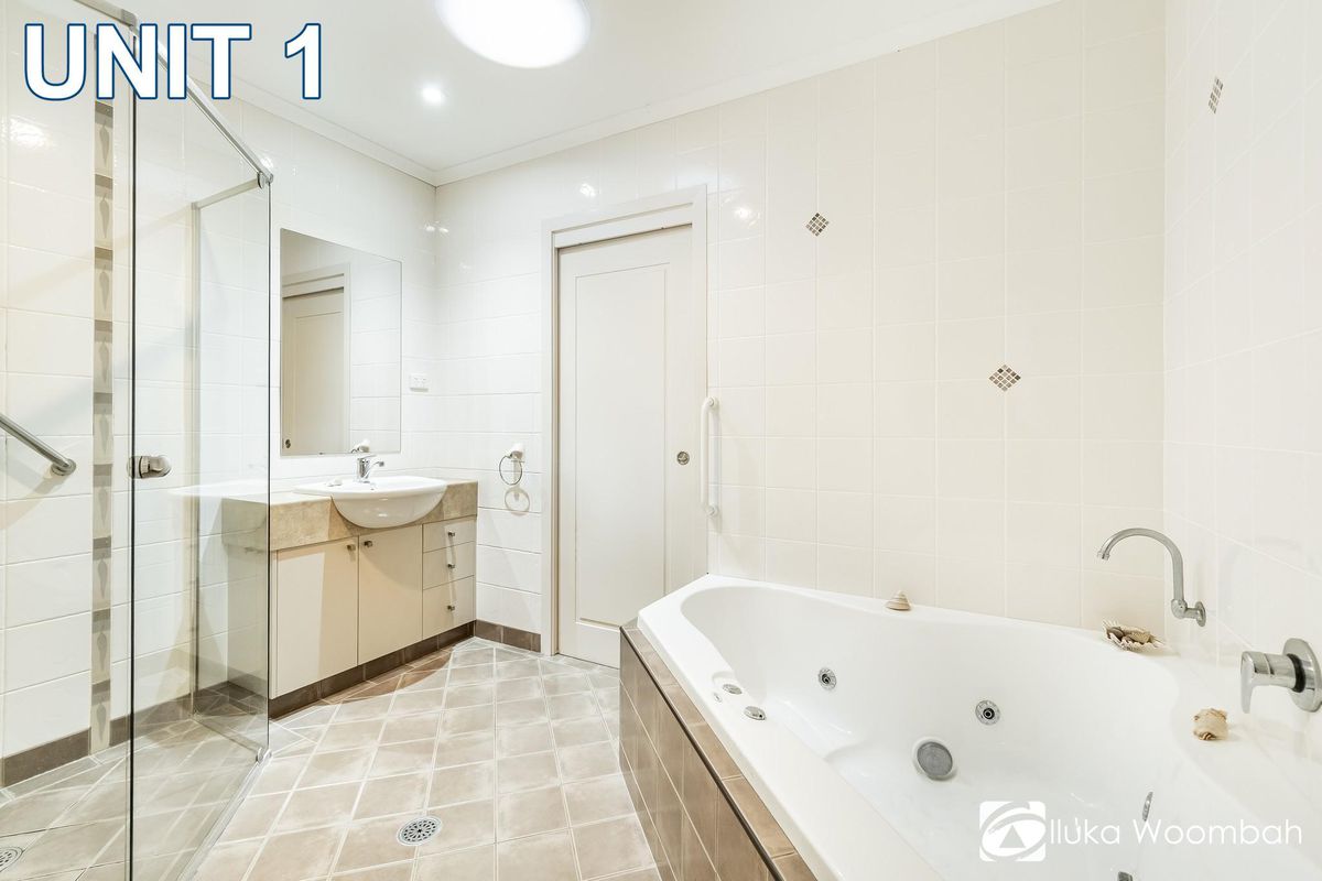 1 & 2 / 38 Marandowie Drive, Iluka