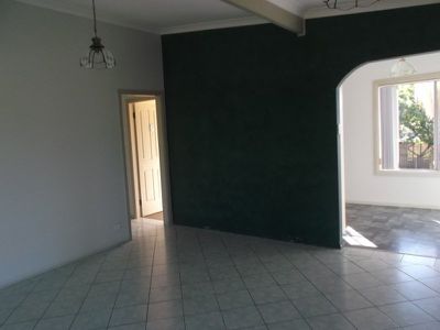 32 Bradman Avenue, Warilla