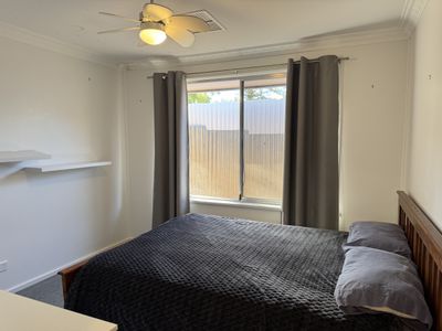 44 Ross Crescent, Griffith
