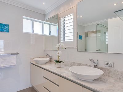 27 Moonlighter Way, Yanchep