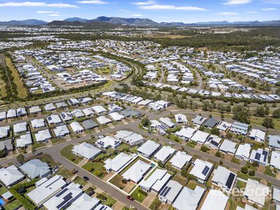 5 Mayflower Street, Burdell