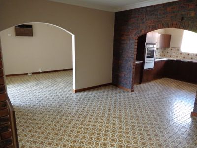 26 Wroxton St, Midland