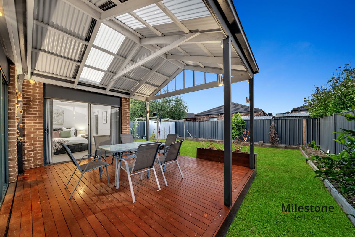 68 Sabel Drive, Cranbourne North