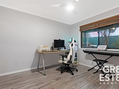 12 Francis Court, Narre Warren