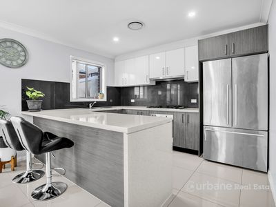 12 Raspberry Crescent, Schofields