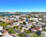 1 / 26 Eider Avenue, Paradise Point