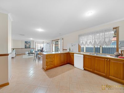 49 Eppalock Drive, Manor Lakes
