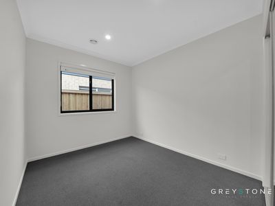 32 Crotone Avenue, Deanside