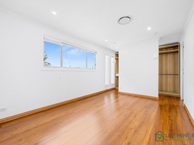 3  Lavington St , Yagoona West