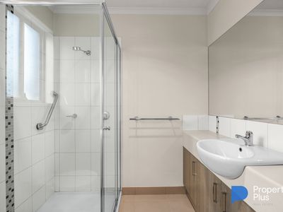 3 Sovereign Gardens, Kangaroo Flat